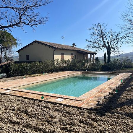 Ca' Le Cerque, Villa Surrounded By The Marche Nature Fossombrone Exterior photo