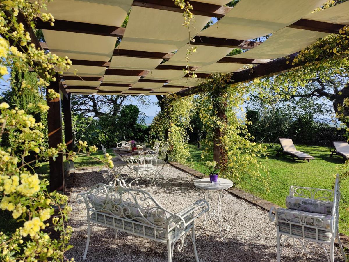 Ca' Le Cerque, Villa Surrounded By The Marche Nature Fossombrone Exterior photo
