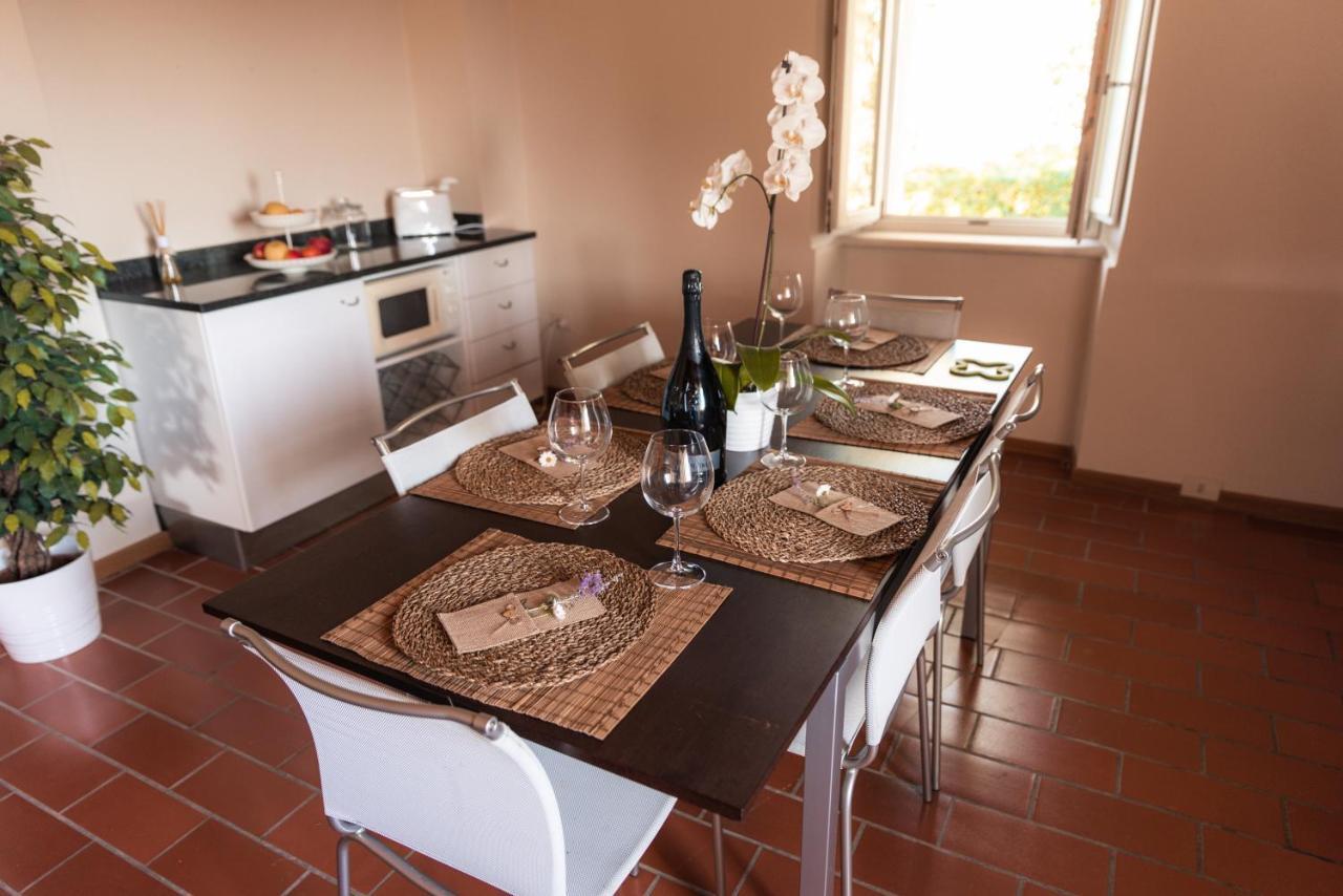 Ca' Le Cerque, Villa Surrounded By The Marche Nature Fossombrone Exterior photo